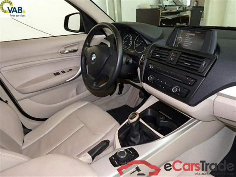 BMW 1 HATCH DIESEL - 2011 118 d 100kw/136pk 5D/P M6 LEDER #5