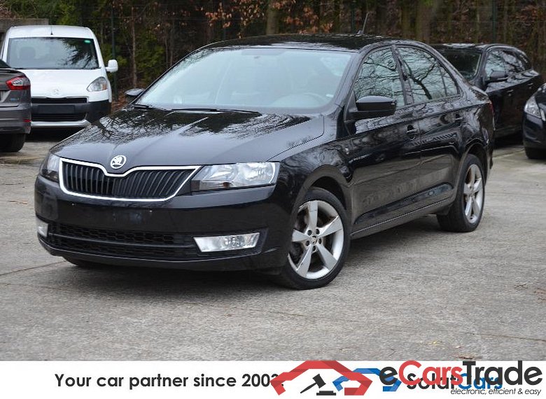 SKODA RAPID Ambition 1.6CR TDI 105Hp Navi Klima PDC...