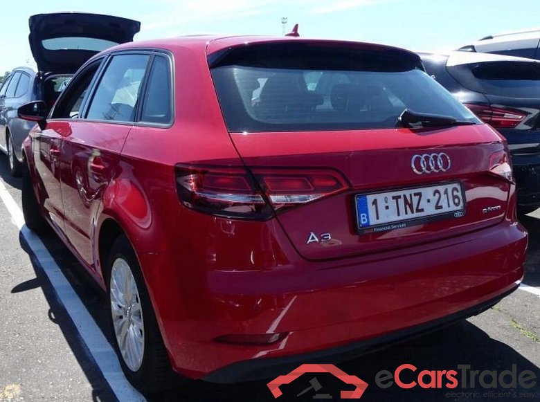 Audi A3 SB 1.4 TFSI G-Tron Aut. Xenon Navi Keyless-Go Klima PDC ... #4
