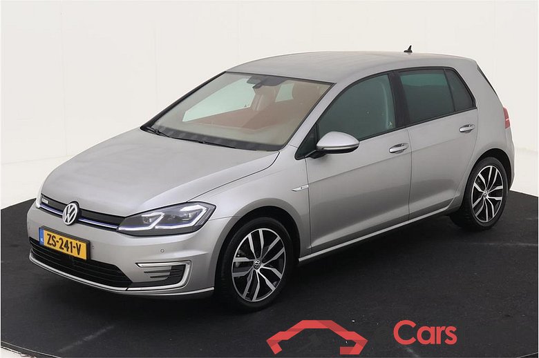 VOLKSWAGEN e-Golf  #1