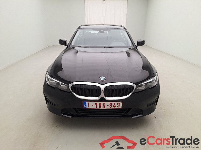 BMW, 3-serie '18, BMW 3 Reeks Berline 318iA (115 kW) 4d