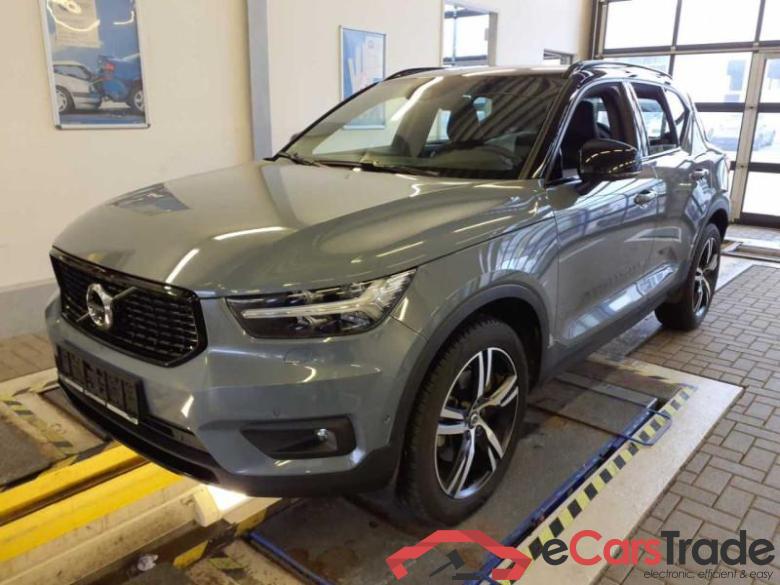 VOLVO XC 40 (2017->) DE - SUV5 B4 2WD EU6d, R-Design (EURO 6d), 2020 - 2022 #1