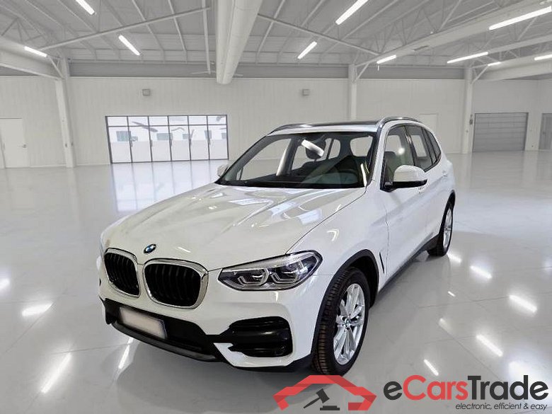 BMW 32 BMW X3 / 2017 / 5P / SUV XDRIVE 20D BUSINESS ADVANTAGE #1