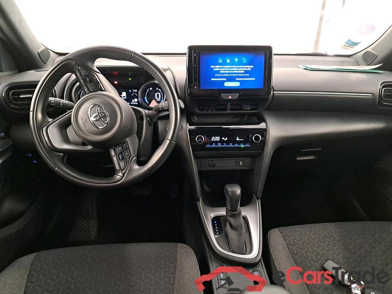 Toyota 1.5 HYBRID 116H DESIGN AUTO TOYOTA Yaris Cross Hybride / 2021 / 5P / SUV 1.5 HYBRID 116H DESIGN AUTO #5
