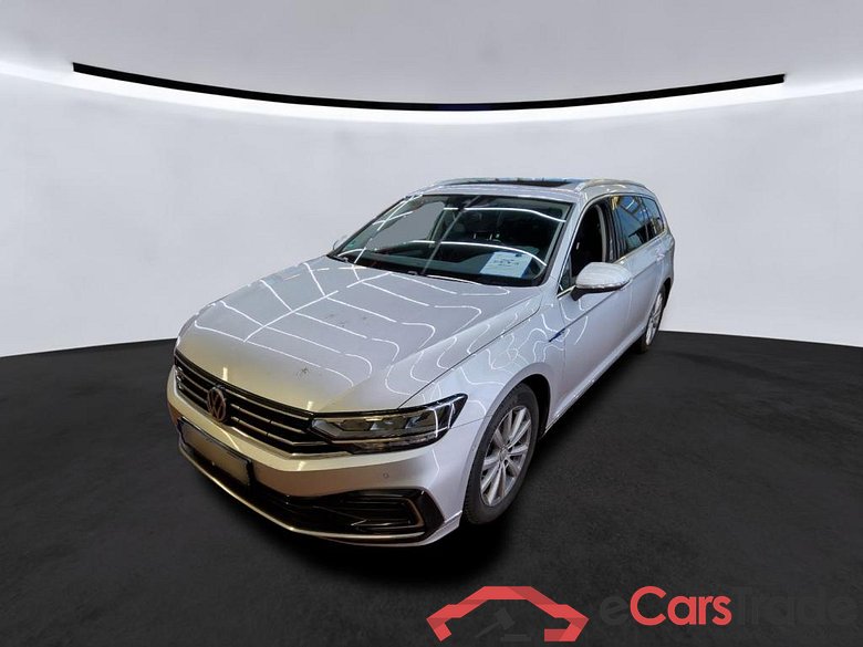 Vw GTE Passat Variant #1