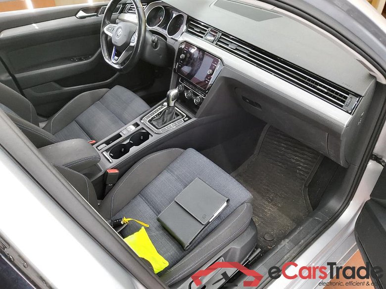 Vw GTE Passat Variant #5