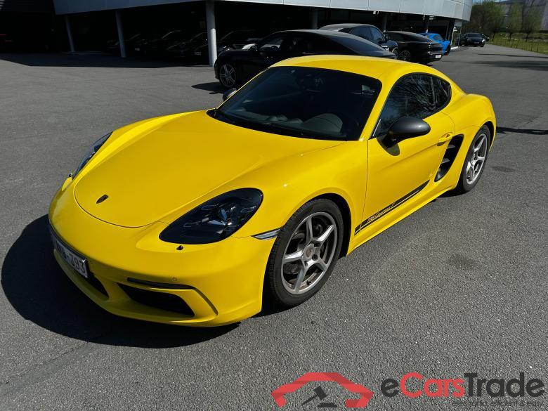 PORSCHE 718 Cayman T  #1