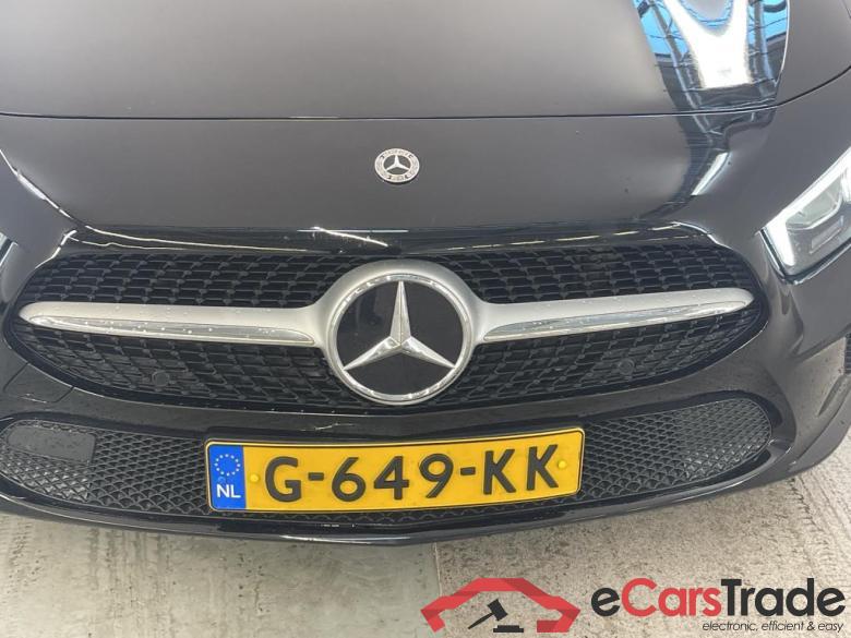 Mercedes A-Class '18 Mercedes-Benz A-Klasse 180 7G-DCT Business Solution Plus 5d #5