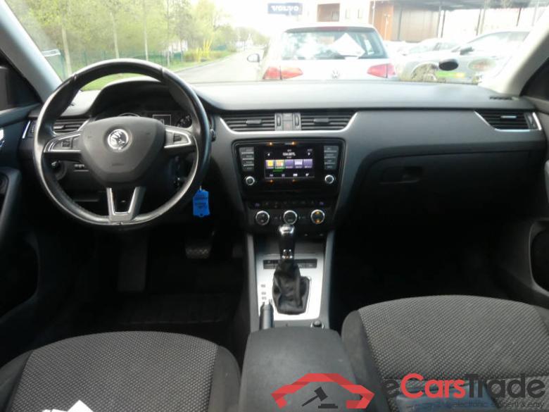 Skoda DE - Kb5 2.0 TDI DPF EU5, Ambition Green tec, 2013 - 2015 Octavia Combi #5