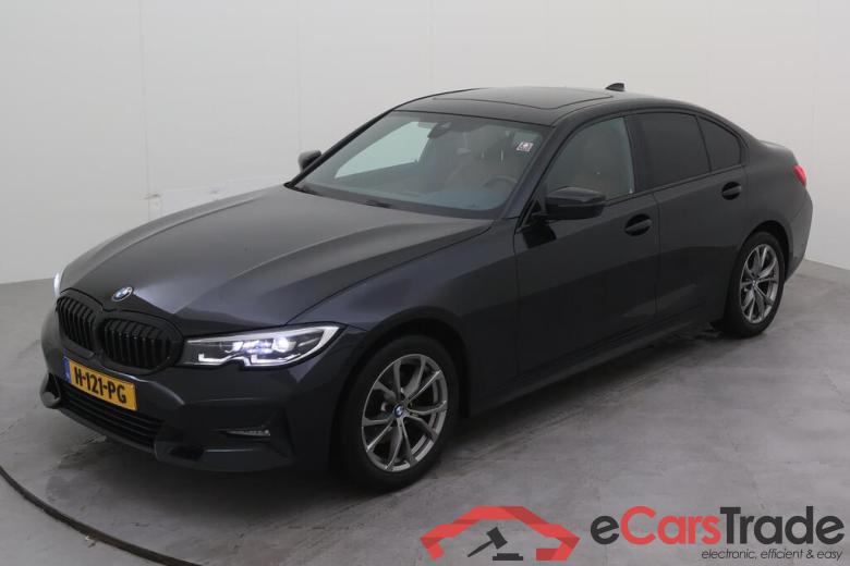 BMW 3-serie 135 kW #1