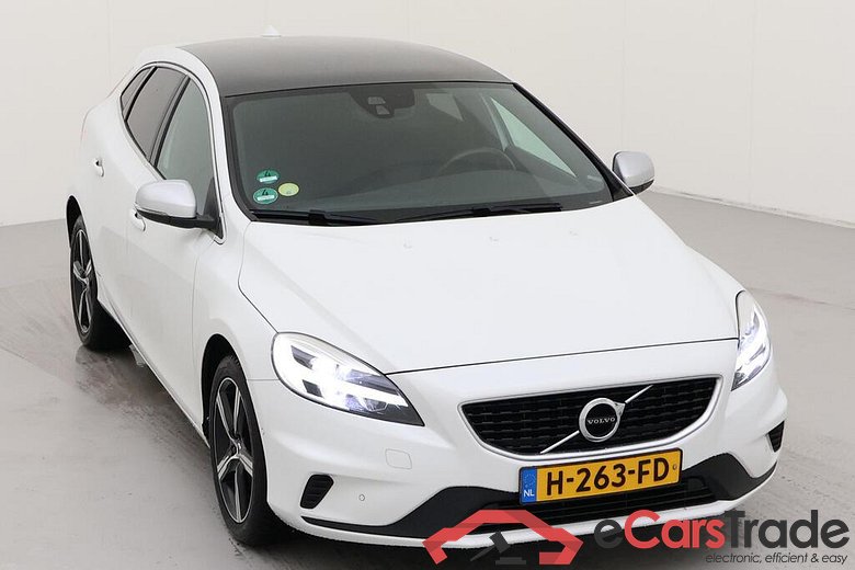 VOLVO V40 110 kW #4