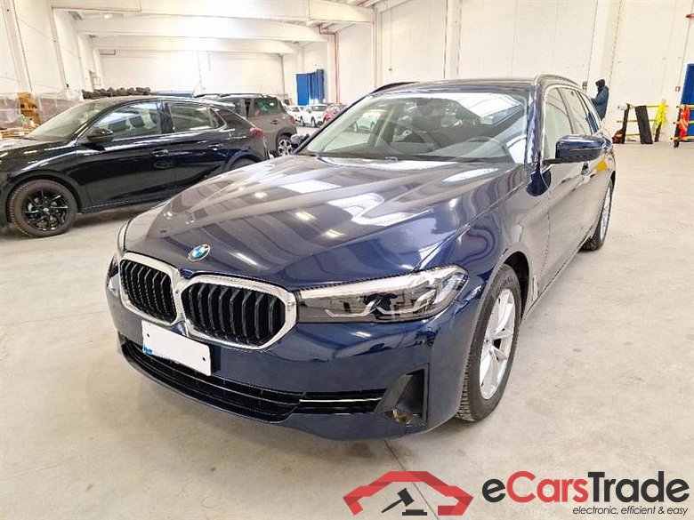 BMW 23 BMW SERIE 5 / 2020 / 5P / STATION WAGON 520D AUT BUSINESS MH48V TOURING #1