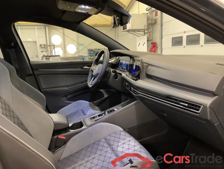 VOLKSWAGEN Golf VIII Golf 1.5 eTSI R-Line OPF DSG #4