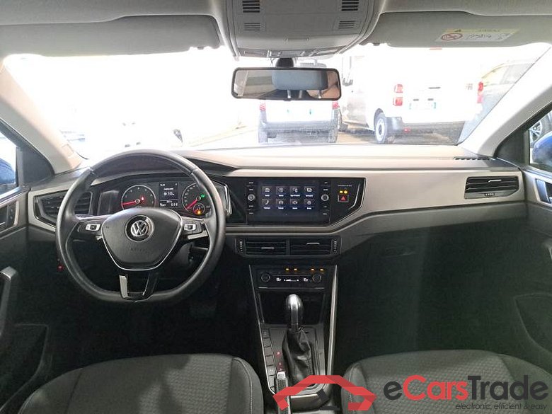 Volkswagen 49 VOLKSWAGEN POLO / 2017 / 5P / BERLINA 1.0 TSI COMFORTLINE DSG BMT #3