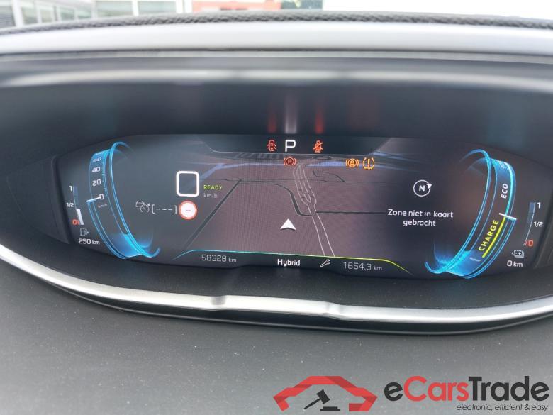 PEUGEOT 3008 1.6 HYbrid GT #6
