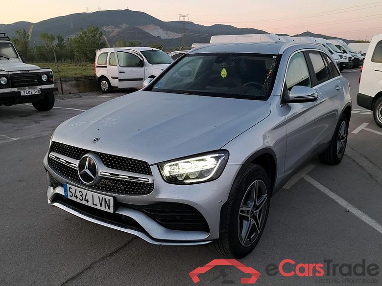 Mercedes GLC 300 de 4MATIC Clase GLC GLC 300 de 4Matic (253.911)AMG 2.0 AMG Line 305CV AT9 E6d
