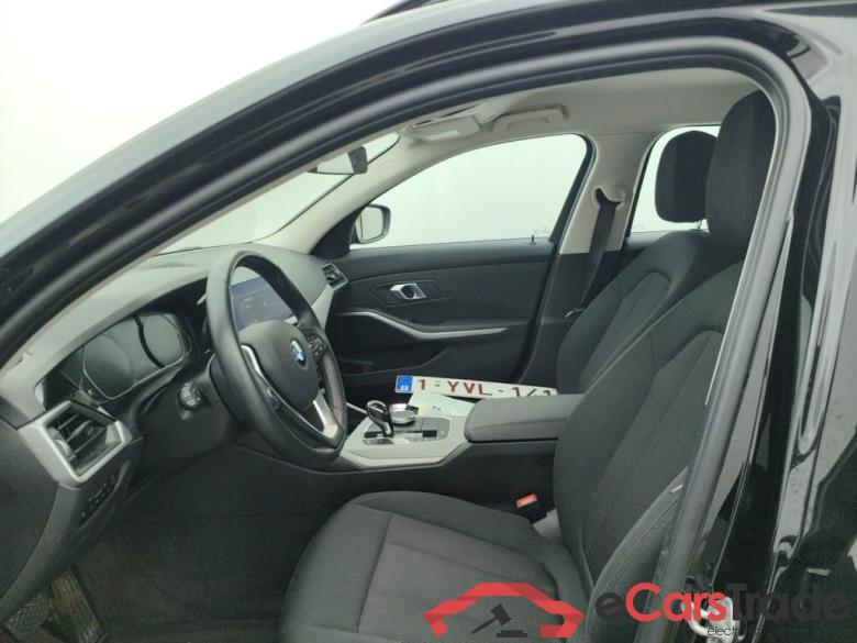BMW 3 Reeks Touring 318dA (100 kW) 5d #6