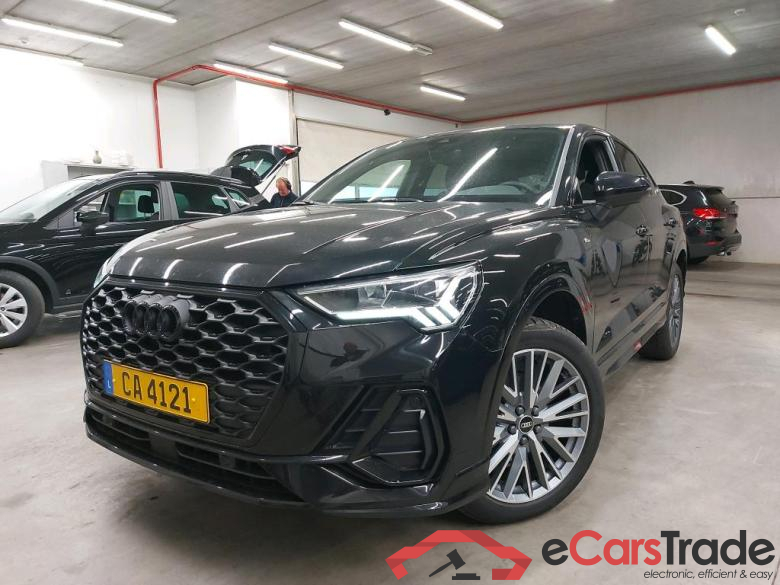 AUDI - AUD Q3 SB 35 TDI 150PK S-Tronic S line Pack Premium & Cruise Control & Rear Camera