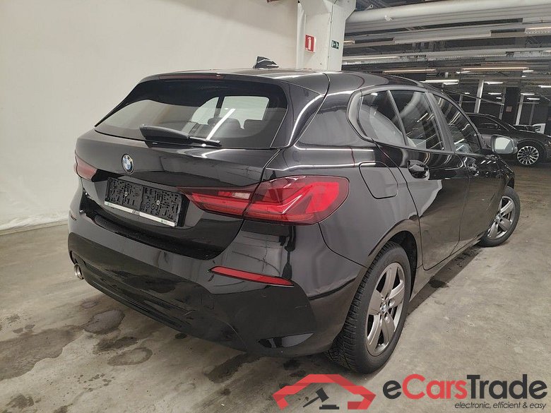 BMW 1 Reeks Hatch 118iA (103 kW) 5d #5