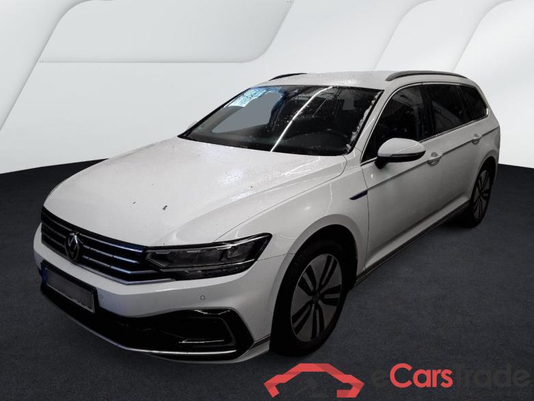 Vw GTE Passat Variant #1