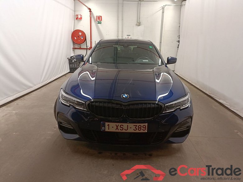 BMW 3 Reeks Berline 318dA (100 kW) 4d #1