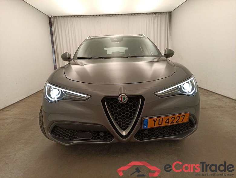 ALFA ROMEO STELVIO DIESEL 2.2 JTD 210 AWD Lusso (EU6d-TEMP) 5d #1