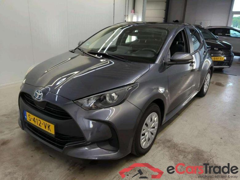 TOYOTA Yaris 1.5 Hyb. Active #1