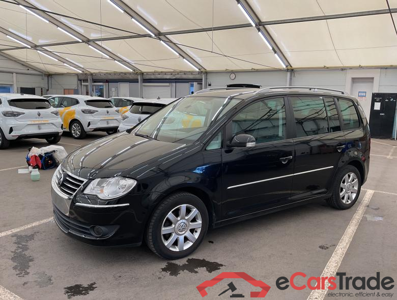 VOLKSWAGEN Touran HIGH TDI 105 HP DSG