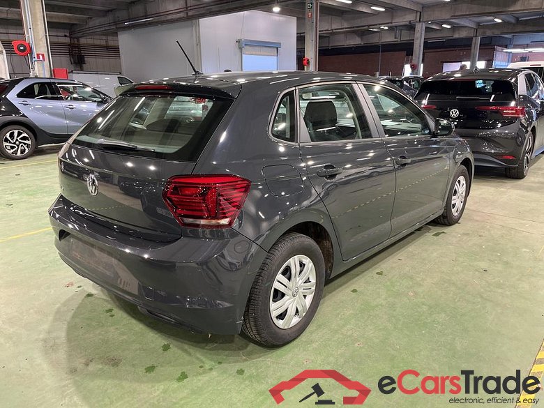 VOLKSWAGEN POLO - 2018 1.0i Trendline #2