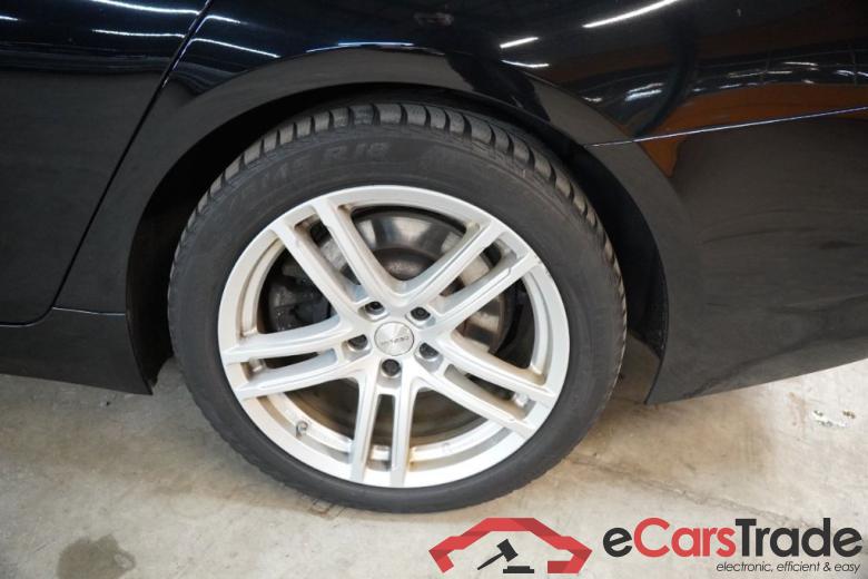 BMW 5-Serie Touring ´16 Baureihe 5 Touring 530 e 2.0 215KW AT8 E6d #6