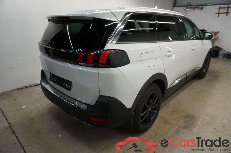 Peugeot 5008 ´17 5008 Allure 1.5 HDi 96KW AT8 E6dT #3