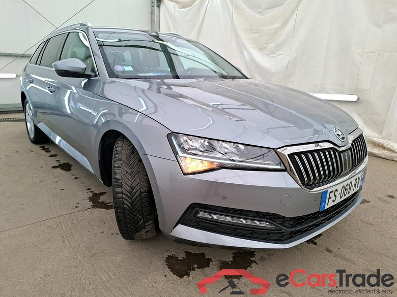 Skoda 15 TSI ACT 150 DSG7 Business SKODA Superb Combi  2019  5P  Break 15 TSI ACT 150 DSG7 Business #4