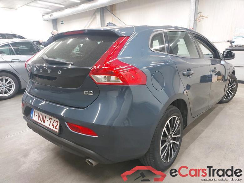 VOLVO - VOL V40 D2 120PK Black Edition #2