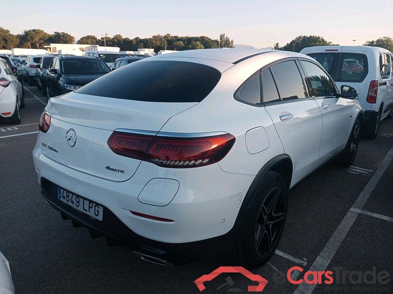 Mercedes GLC 300 de 4MATIC Clase GLC GLC 300 de 4Matic (253.311)AMG 2.0 305CV AT9 E6d #2