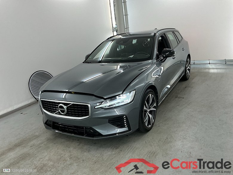 VOLVO V60 - 2018 2.0 T8 AWD PHEV R-Design Geartronic Luxury Seat Premium Audio #1