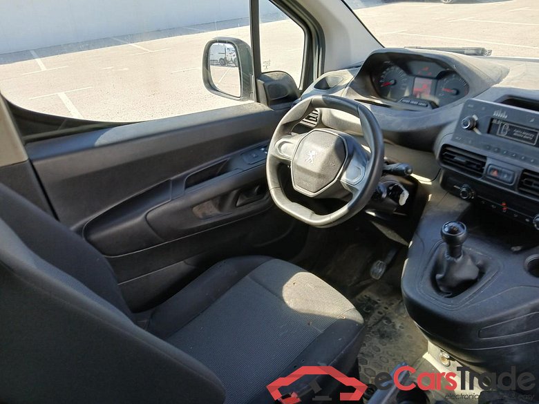 Peugeot Pro Standard 600kg BlueHDi 73kW (AC) PEUGEOT Partner / 2018 / 3P / furgón derivado de turismo Pro Standard 600kg BlueHDi 73kW (AC) #3