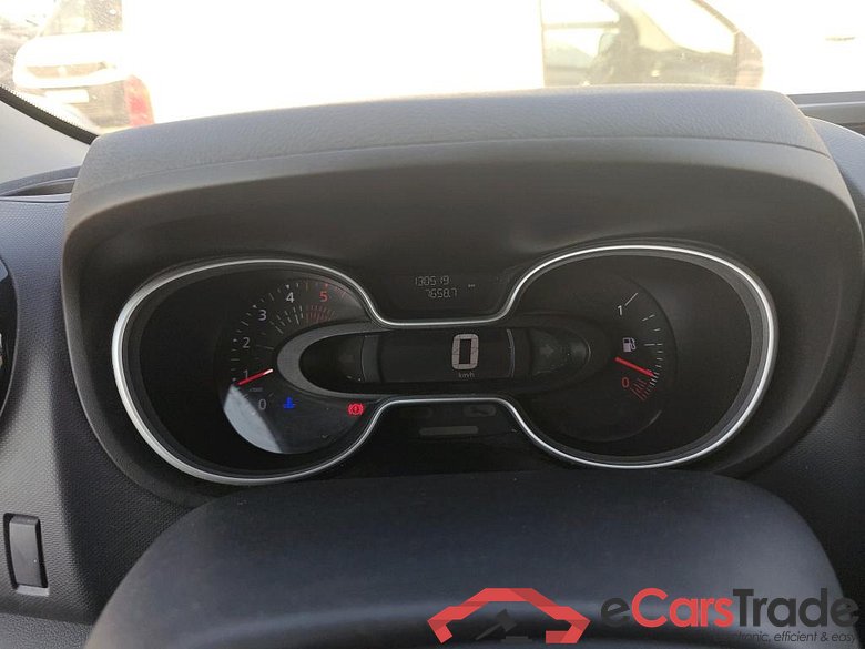 Renault Furgón 27 L1H1 Energy BluedCi 88 kW RENAULT Trafic / 2019 / 4P / furgón Furgón 27 L1H1 Energy BluedCi 88 kW #4