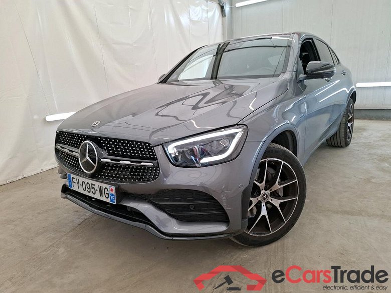 Mercedes 2.0 GLC 300 DE AMG LINE 4MATIC MERCEDES-BENZ GLC Coupe / 2019 / 5P / Coupé 2.0 GLC 300 DE AMG LINE 4MATIC
