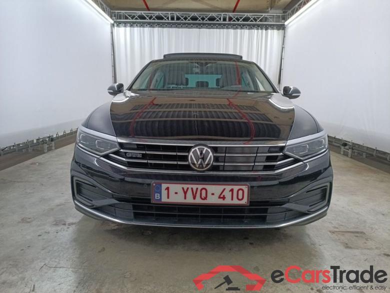 Volkswagen Passat 1.4 TSI GTE Business DSG 4d #1