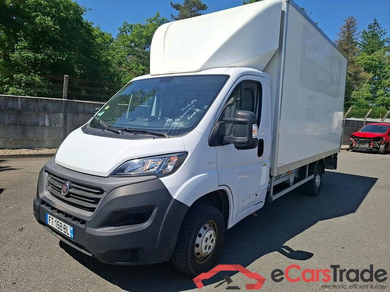 Fiat 3.5 L 2.3 Multijet 140 Pack Pro Nav FIAT Ducato SC 2014 2P Châssis cabine 3.5 L 2.3 Multijet 140 Pack Pro Nav