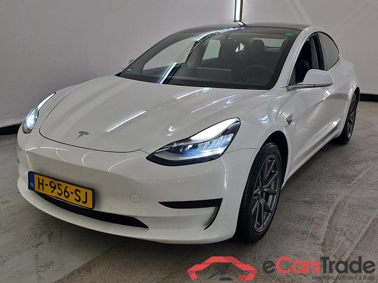 Tesla Model 3 '18 BEV Tesla Model 3 Standard Range Plus RWD 4d