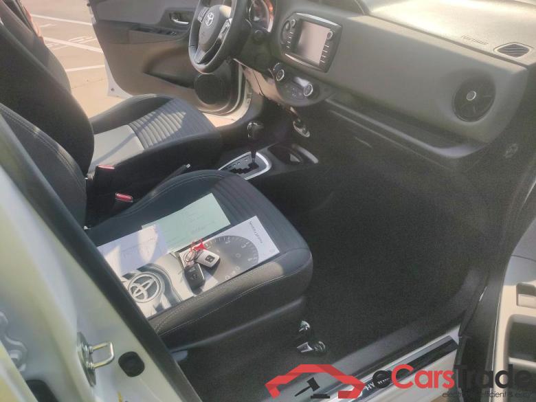 Toyota 1.5 Hybrid Feel TOYOTA Yaris / 2017 / 5P / berlina con portón 1.5 Hybrid Feel #6