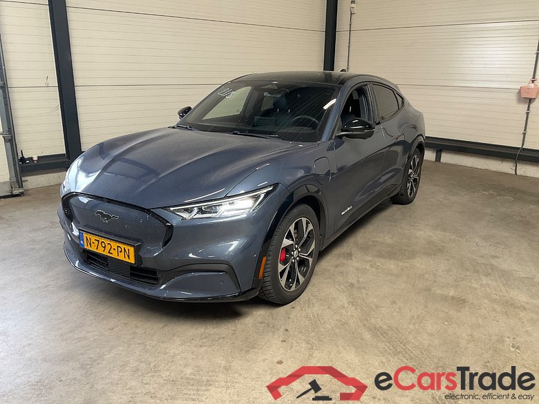 FORD Mustang Mach-E Extended AWD 98 kWh #1