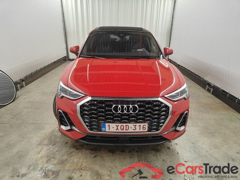 Audi Q3 Sportback 35 TDI S tronic S Line Business Ed 5d