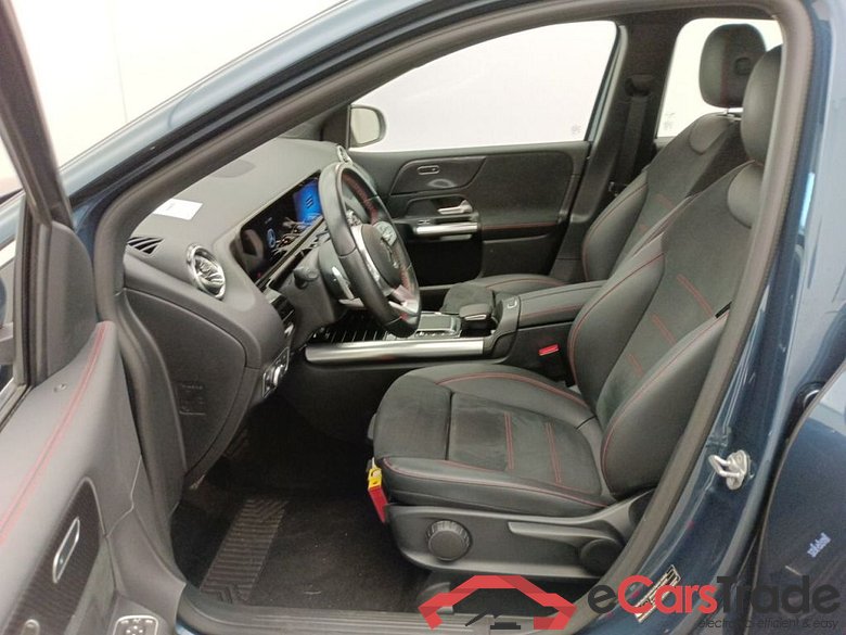 Mercedes-Benz B-Klasse B 250 4MATIC 5d #6