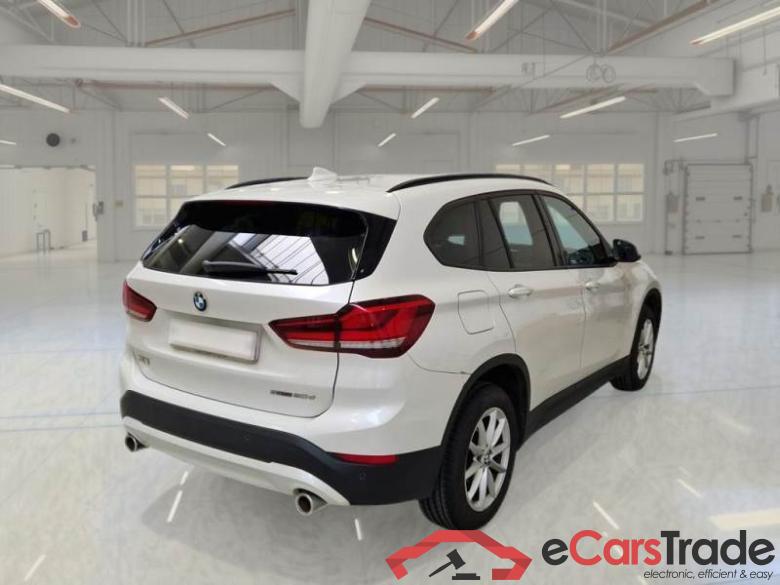 BMW 32 BMW X1 / 2019 / 5P / SUV SDRIVE 20D BUSINESS ADVANTAGE AUTOMATICO #2