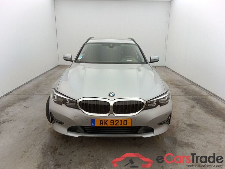 BMW 3 TOURING DIESEL - 2019 318 dA MHD 150 AdBlue 5d
