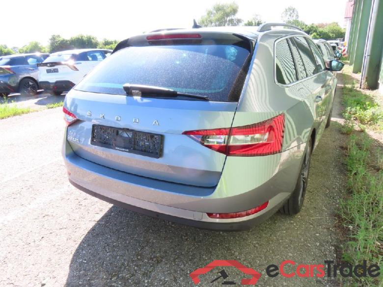 Skoda Superb Wagon ´15 Superb Combi Ambition 2.0 TDI 110KW MT6 E6d #2
