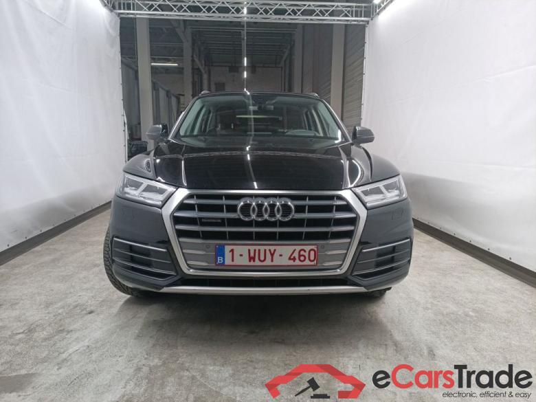 Audi Q5 Sport 35 TDI quattro 5d #1