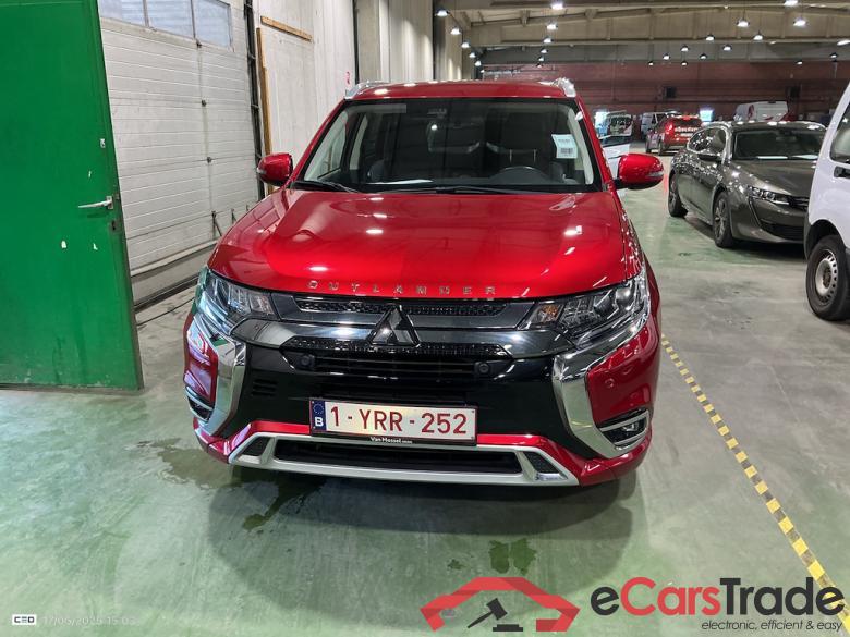 MITSUBISHI OUTLANDER 2.4 PHEV BUS. EDIT. SDA-NAV AUTO 4WD